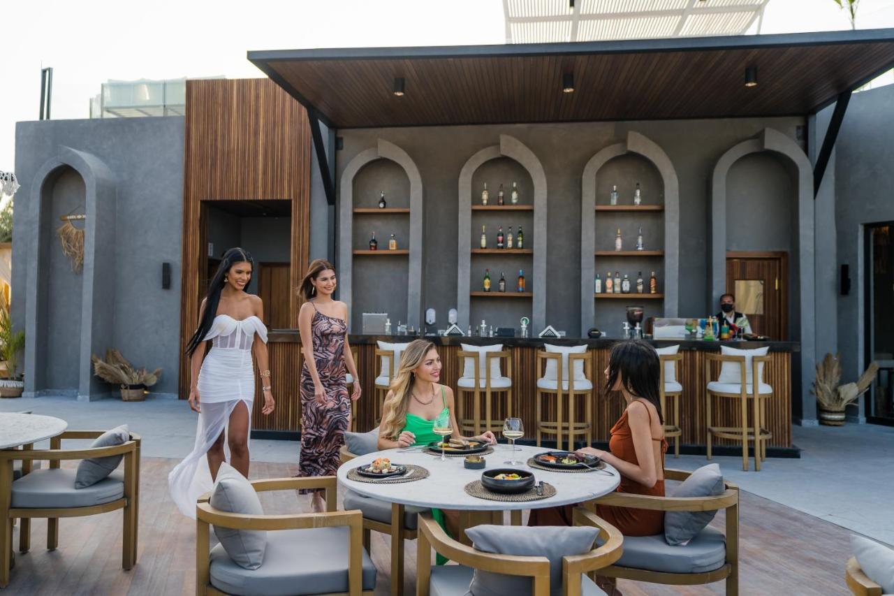 Sunrise Tucana Resort Grand Select Hurghada Exterior foto The rooftop bar at the hotel