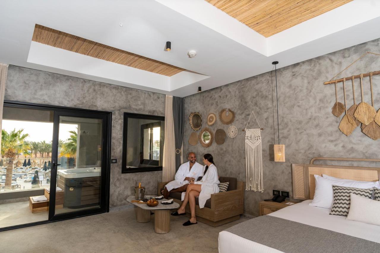 Sunrise Tucana Resort Grand Select Hurghada Exterior foto A room at the hotel